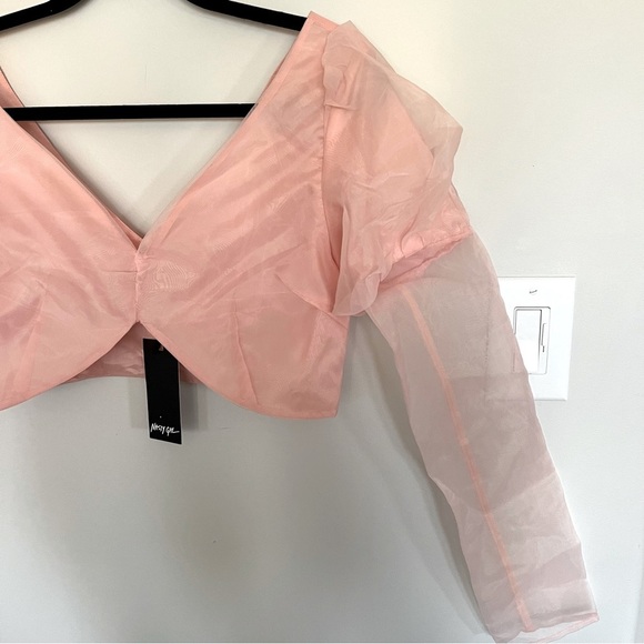 NASTY Gal Extreme Puff Sleeve Crop Top in Peach BNWT - Picture 5 of 11